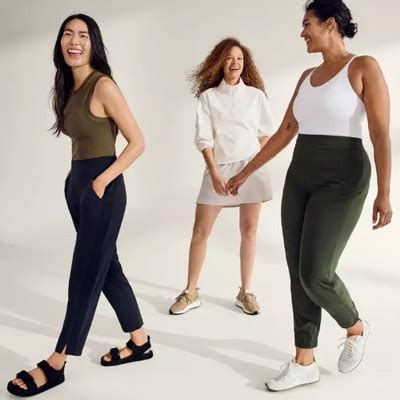 ATHLETA at Camarillo Premium Outlets® .